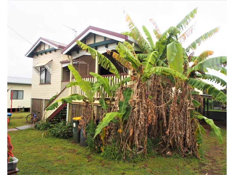 5 WEST STREET, Childers QLD 4660