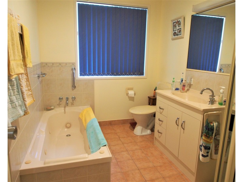 3 NELSON STREET, Childers QLD 4660