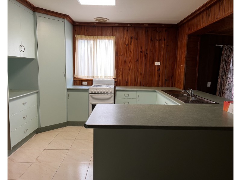 3 William Street, Biggenden QLD 4621