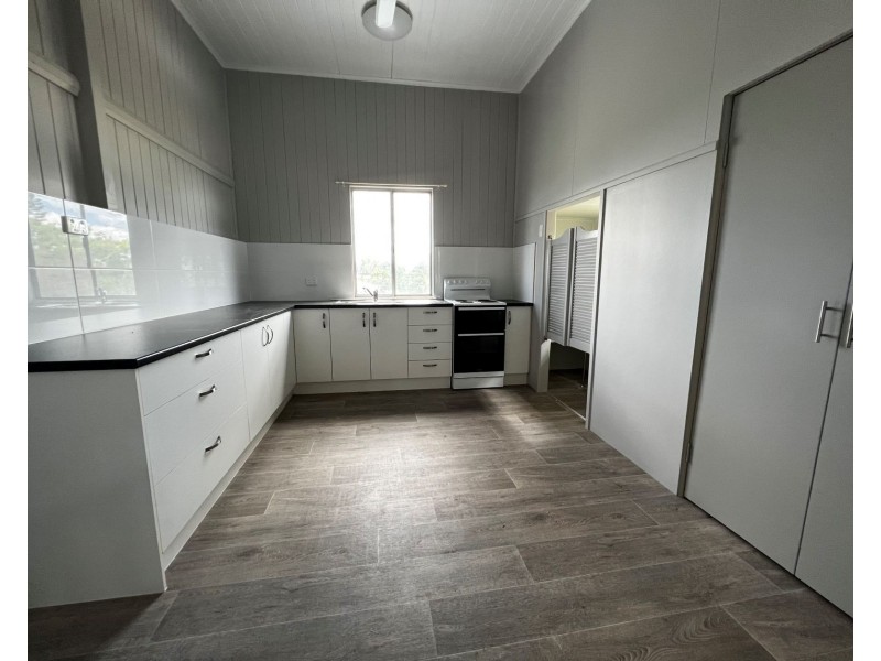 48 Broadhurst St, Childers QLD 4660