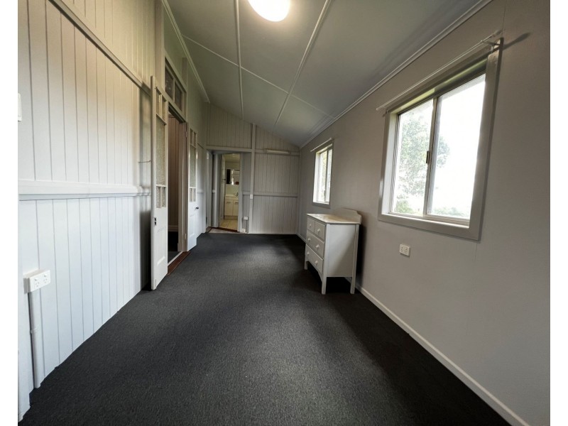 48 Broadhurst St, Childers QLD 4660