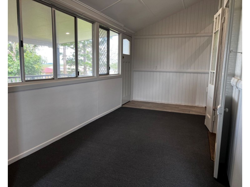 48 Broadhurst St, Childers QLD 4660