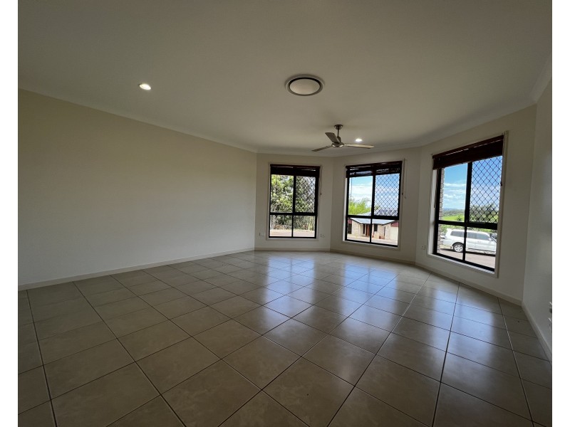 8 Well Line Street, Childers QLD 4660