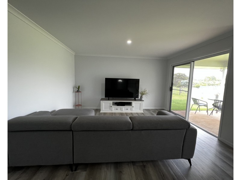 46 Mullers Rd, Redridge QLD 4660