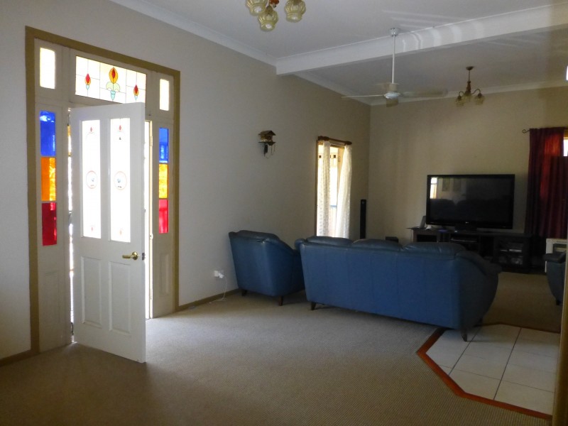 2 ANDERSEN STREET, Apple Tree Creek QLD 4660
