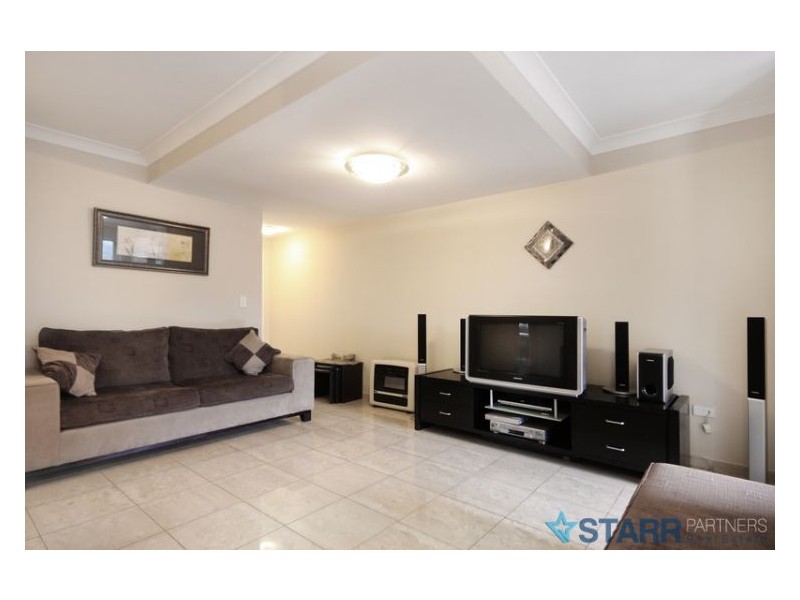 8/77 Deakin Street, Silverwater NSW 2128