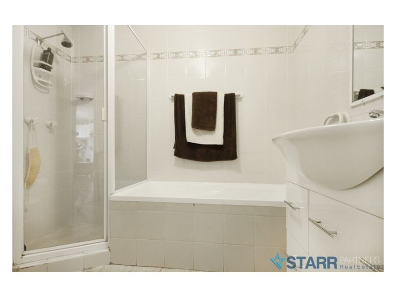 8/77 Deakin Street, Silverwater NSW 2128