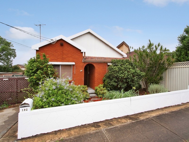 192 PARK RD,, Auburn NSW 2144
