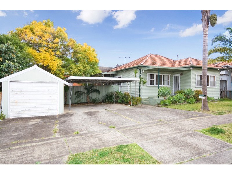 7 Wellington rd, Auburn NSW 2144