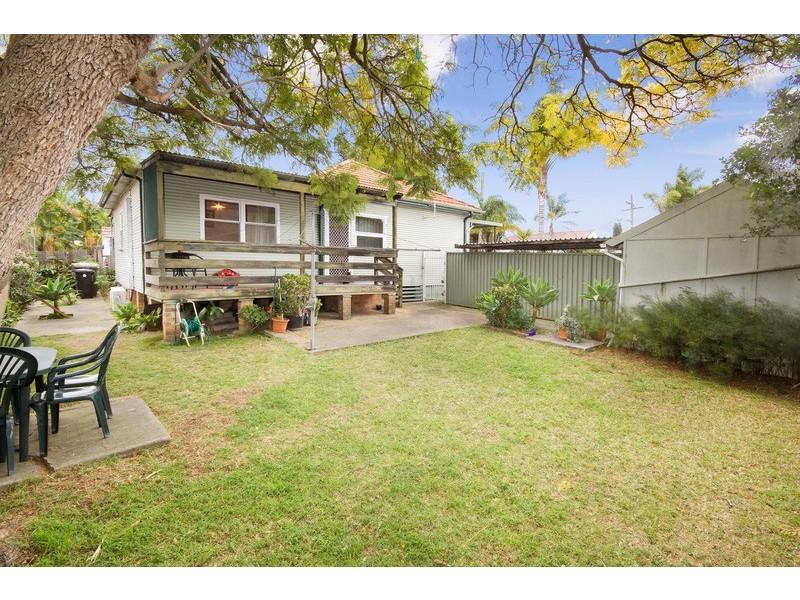 7 Wellington rd, Auburn NSW 2144
