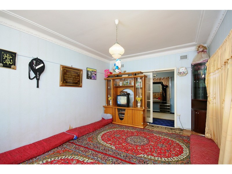 13 Mt Auburn Road, Berala NSW 2141