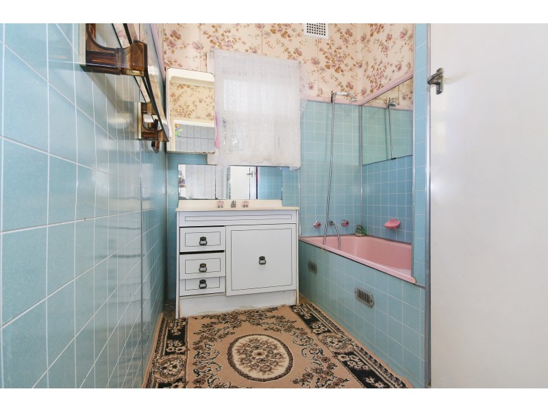 13 Mt Auburn Road, Berala NSW 2141