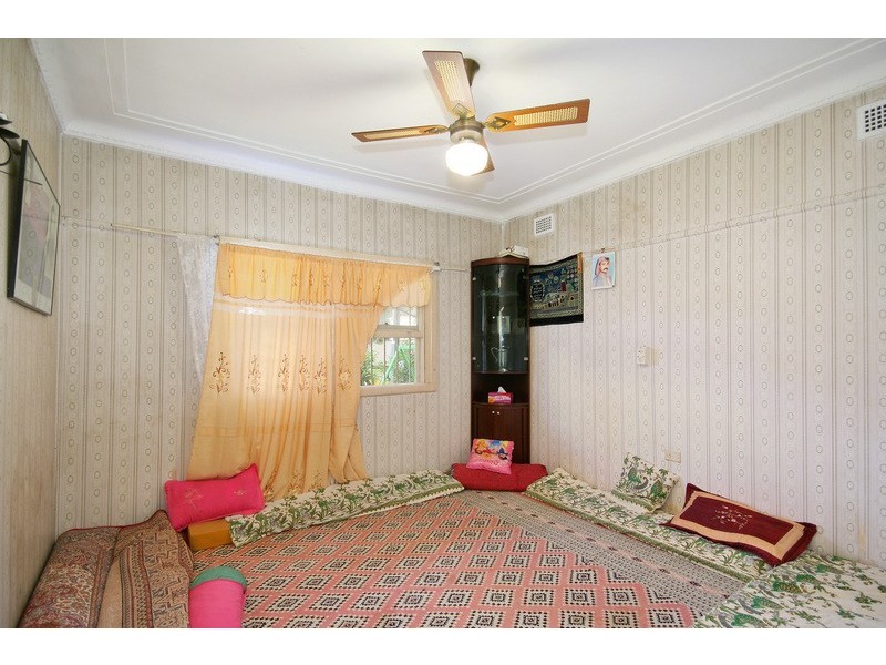 13 Mt Auburn Road, Berala NSW 2141