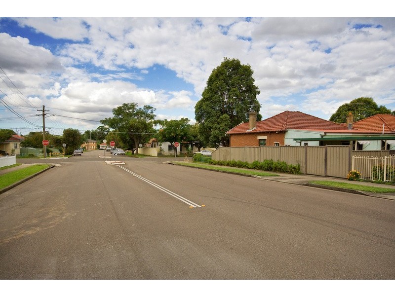 13 Mt Auburn Road, Berala NSW 2141