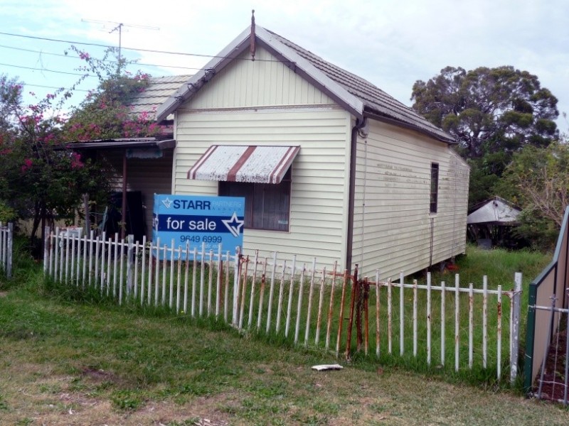 6 Milner Rd, Guildford NSW 2161