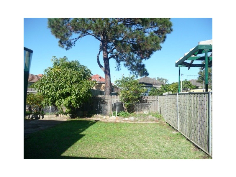 4 Heath Street, Granville NSW 2142