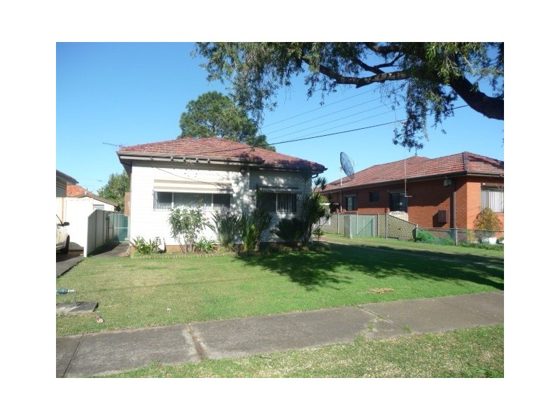 4 Heath Street, Granville NSW 2142