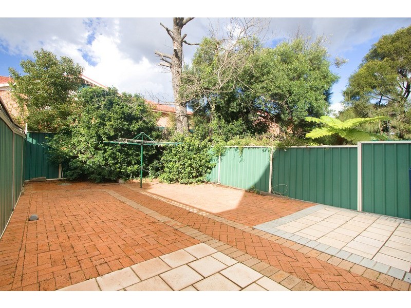 68a Harrow rd, Auburn NSW 2144