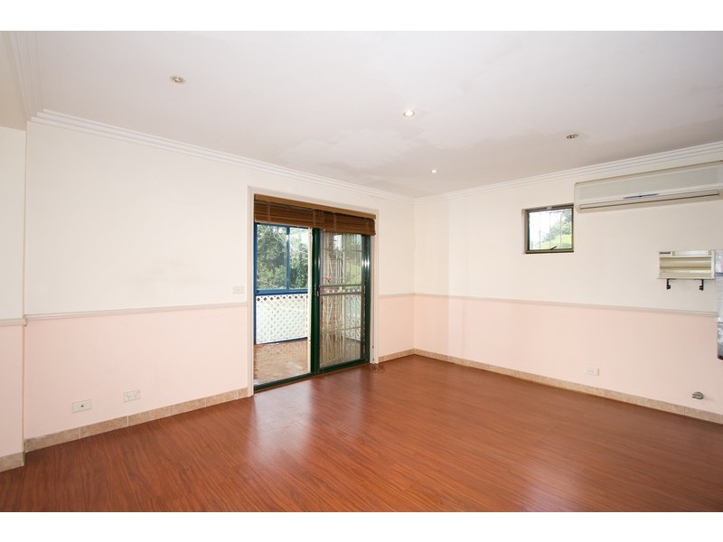 68a Harrow rd, Auburn NSW 2144