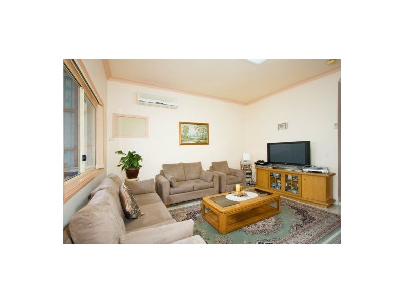 28 Elm rd, Auburn NSW 2144