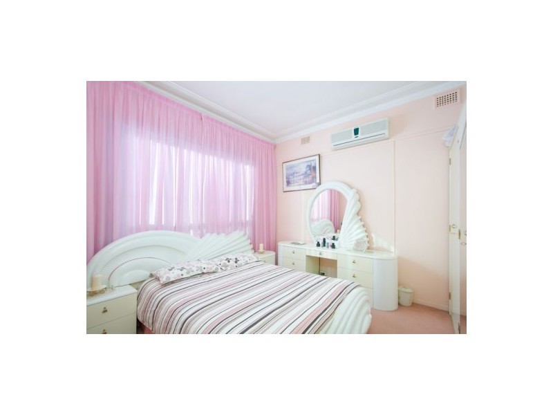 28 Elm rd, Auburn NSW 2144