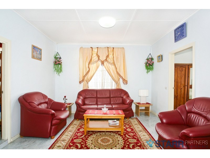 18 manchester road, Auburn NSW 2144