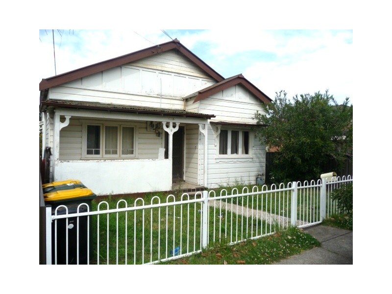 9 First Avenue, Berala NSW 2141