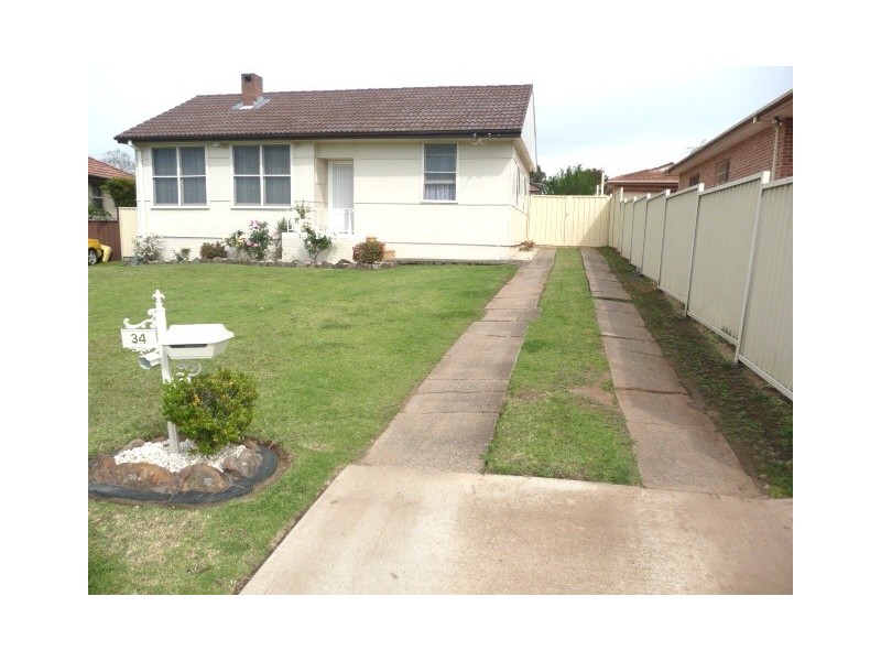 34 Kirk Aveune, Guildford NSW 2161