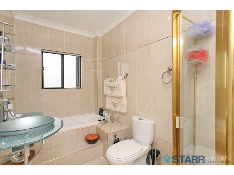 33a  Earl street, Merrylands NSW 2160