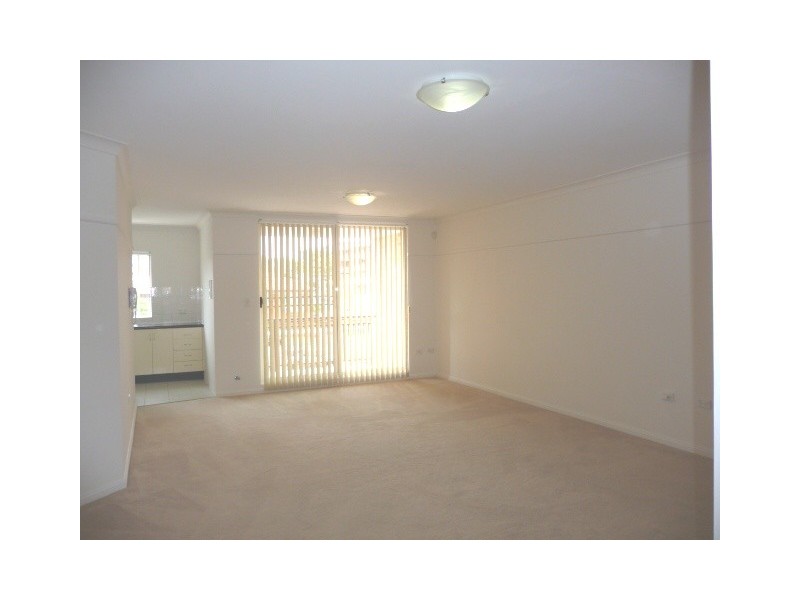 21/21-27 Amy Street, Regents Park NSW 2143