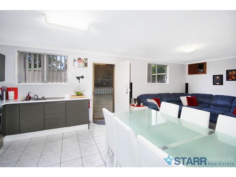 195 Chisholm Rd, Auburn NSW 2144