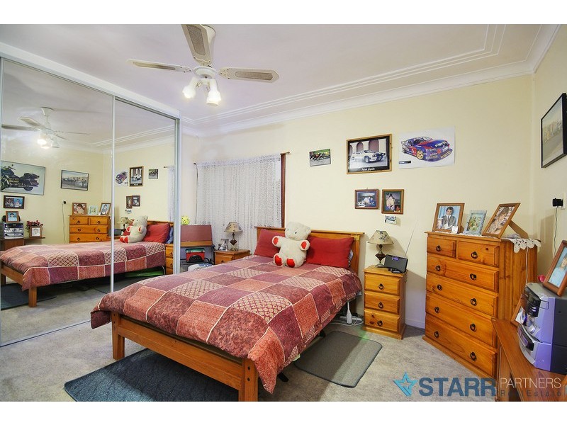 195 Chisholm Rd, Auburn NSW 2144