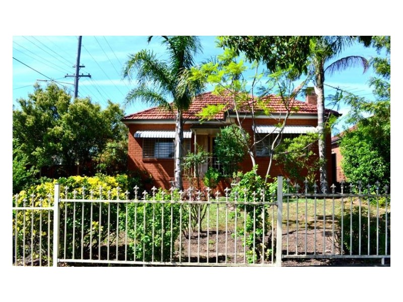 102 Amy Street, Regents Park NSW 2143
