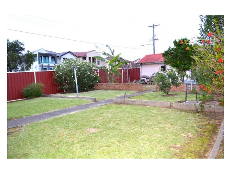 102 Amy Street, Regents Park NSW 2143