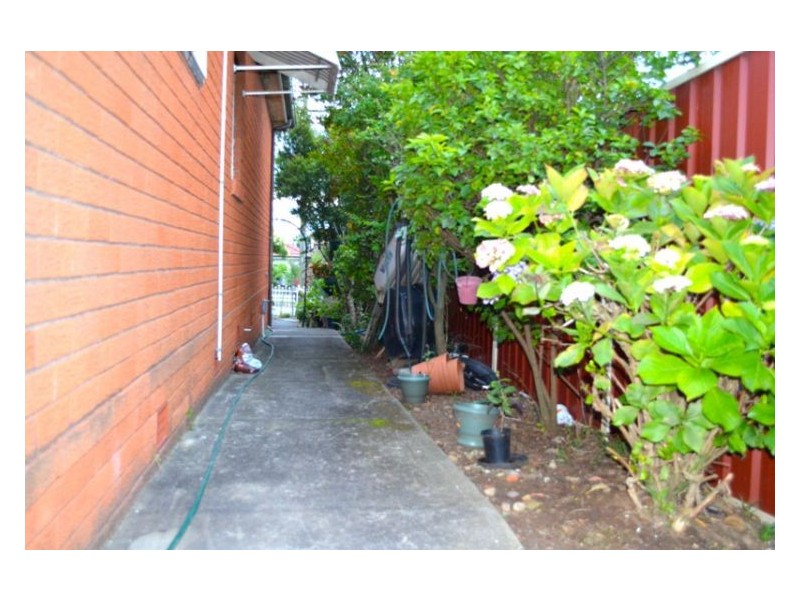 102 Amy Street, Regents Park NSW 2143