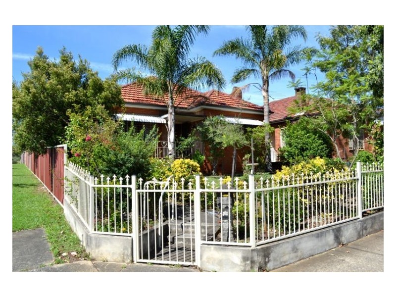 102 Amy Street, Regents Park NSW 2143