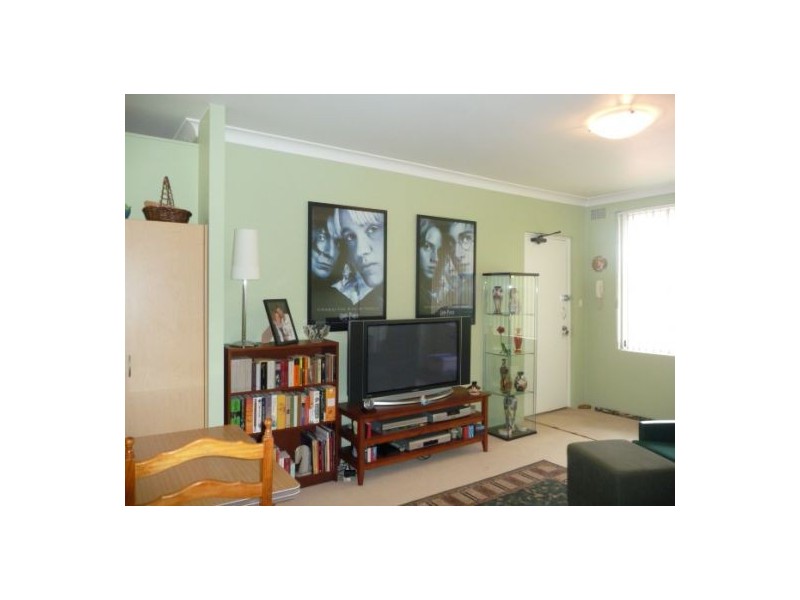 8/64 Station Road, Auburn NSW 2144