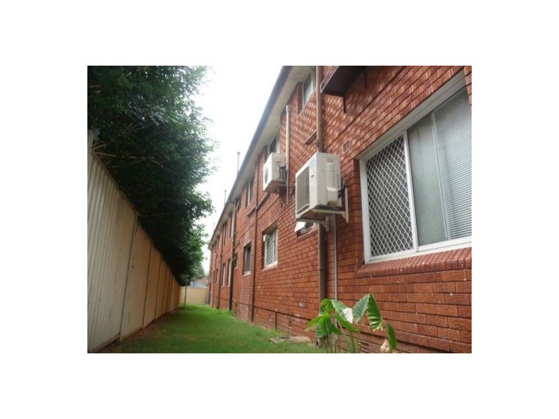 8/64 Station Road, Auburn NSW 2144