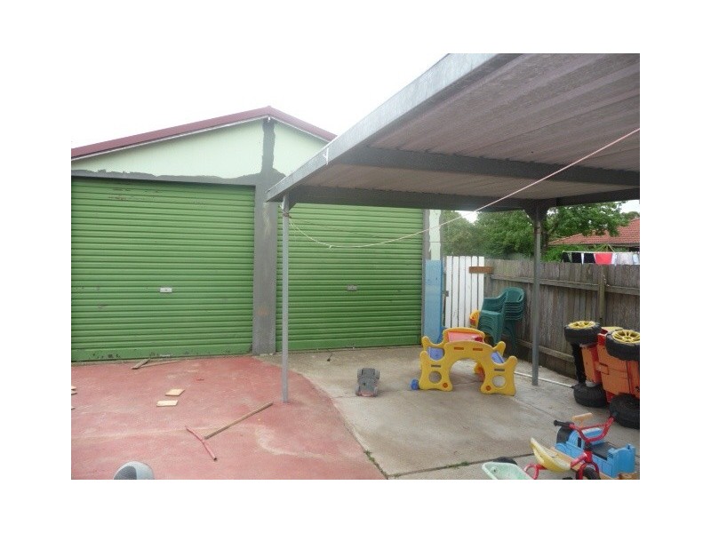 7 Bennett rd, Granville NSW 2142