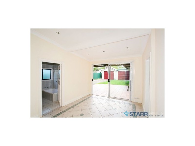 14 Raymond Street East, Lidcombe NSW 2141