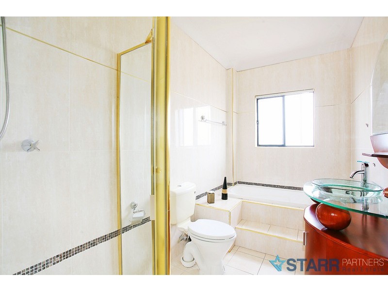 33 Earl Street, Merrylands NSW 2160