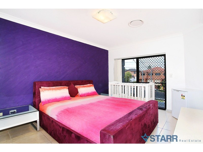 33 Earl Street, Merrylands NSW 2160