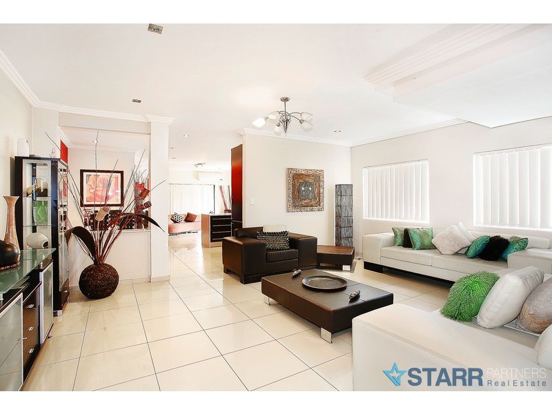 33 Earl Street, Merrylands NSW 2160