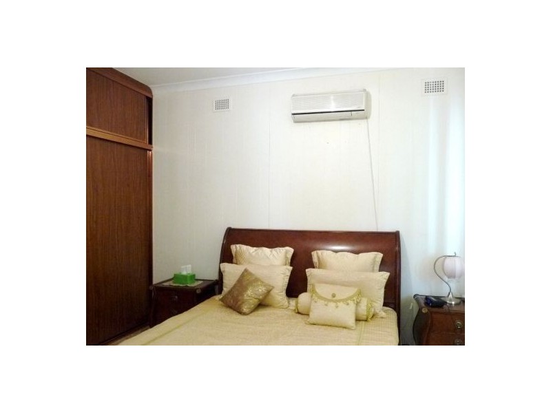 49 Gordon Road, Auburn NSW 2144