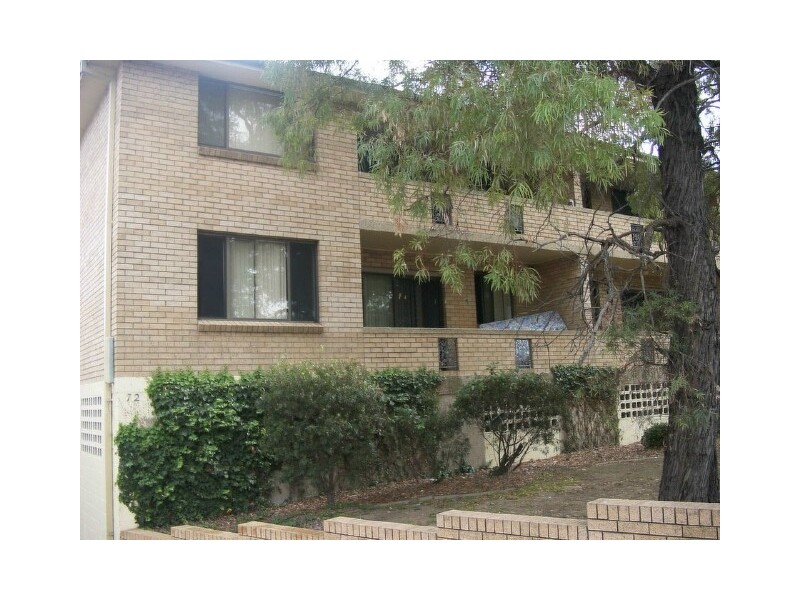 2/72 ST HILLIERS ROAD, Auburn NSW 2144