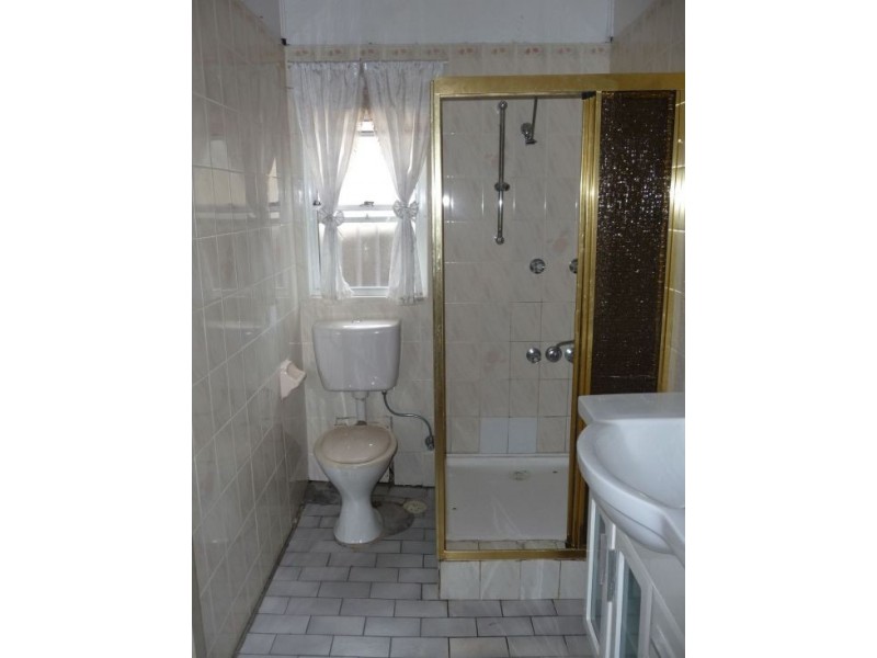 42 CHISHOLM, Auburn NSW 2144