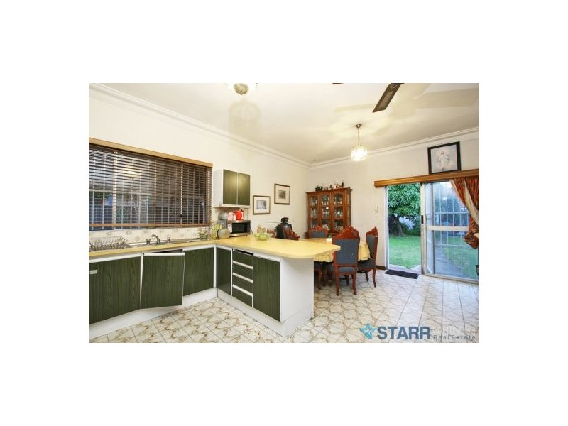 17 Carrington st, Granville NSW 2142