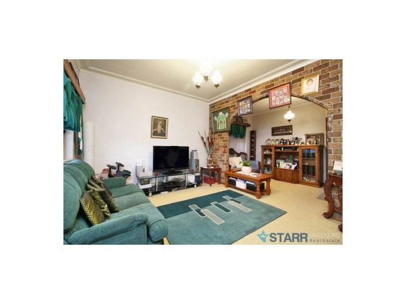 17 Carrington st, Granville NSW 2142
