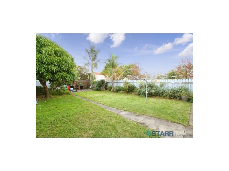 17 Carrington st, Granville NSW 2142