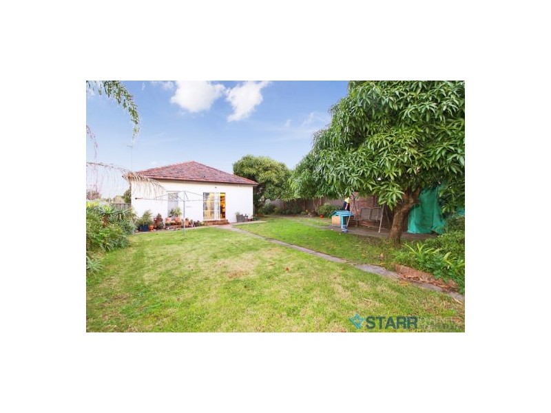 17 Carrington st, Granville NSW 2142